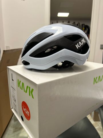 Brugt Kask elemento 2025 bike — billede 2 af 4