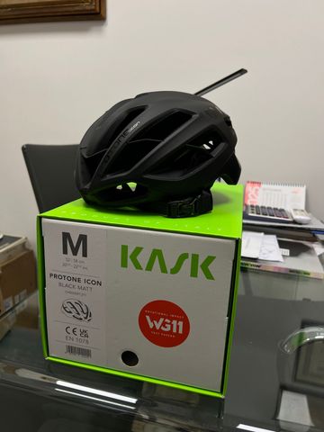 Tweedehands Kask protone icon 2025 bike — afbeelding 1 van 3