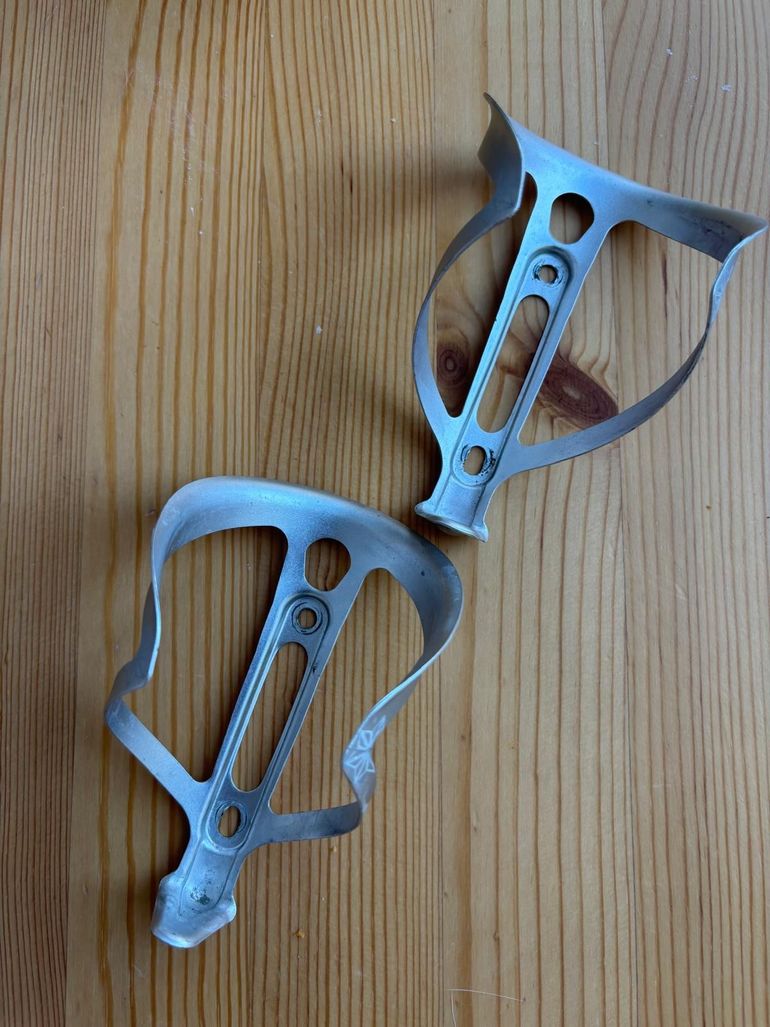 Used Supacaz Supacaz Bottle Cage bike — image 1 of 2