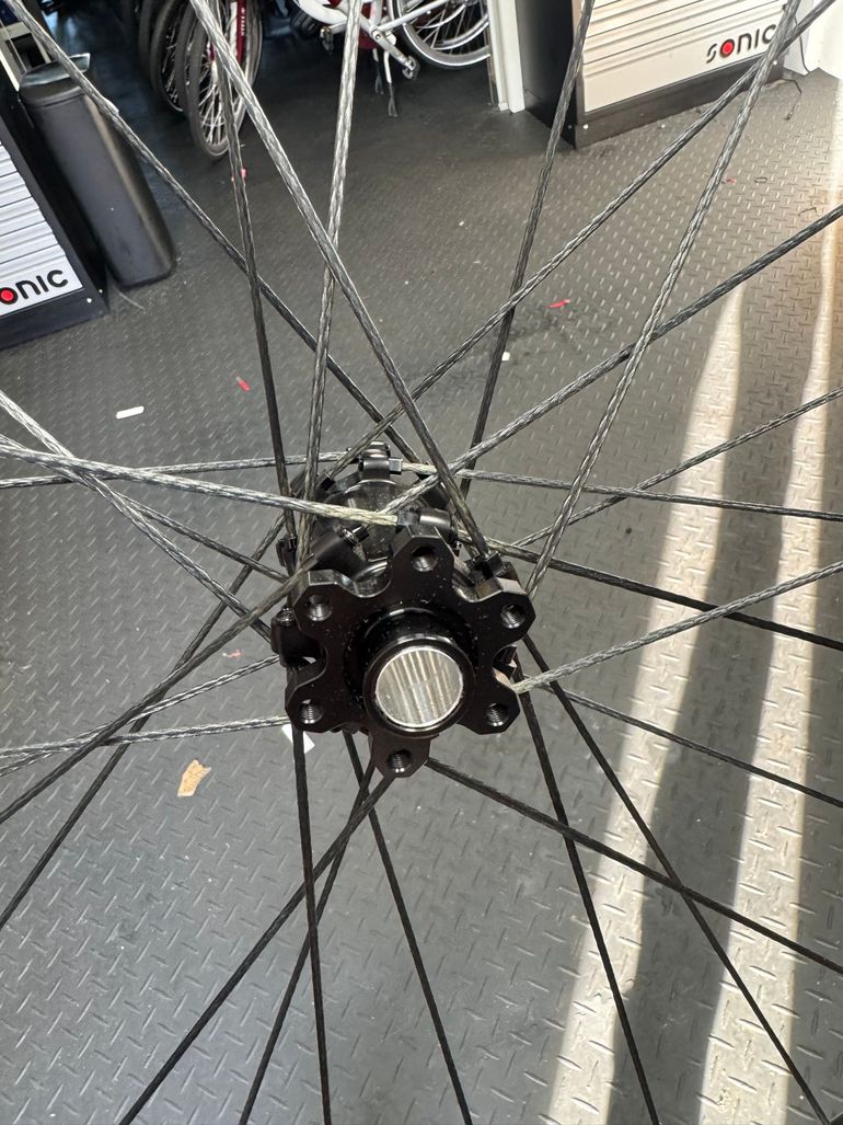 Used 9twave Flex 2025 bike — image 2 of 3