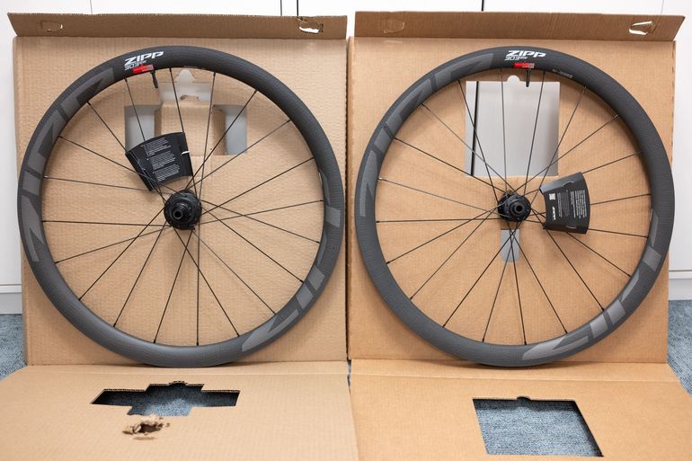 Used Zipp Zipp 303 SW AXS 2025 bike — image 1 of 8