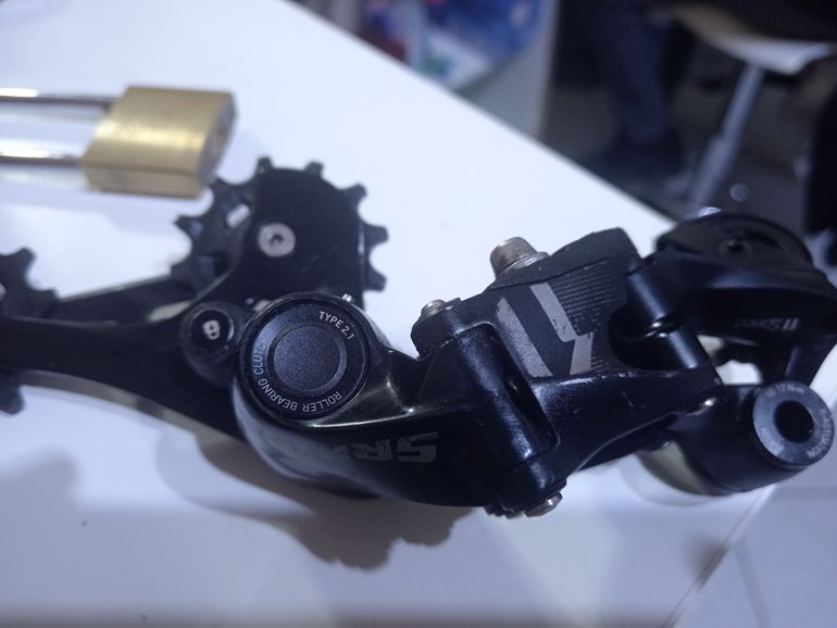 Used Sram deragliatore  X1, Roller Bearing Clutch 2017 bike — image 1 of 2