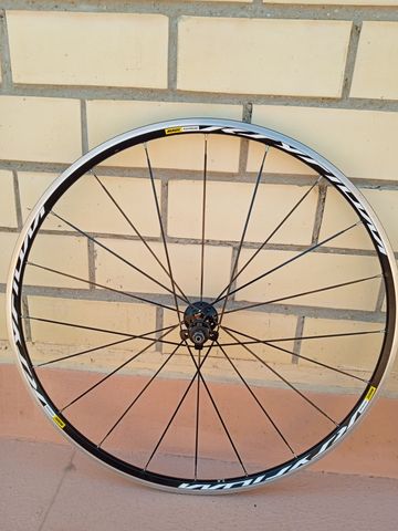 Used Mavic Ksyrium Equipe Road 2012 bike — image 2 of 8
