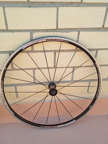 Used Mavic Ksyrium Equipe Road 2012 bike — image 1 of 8