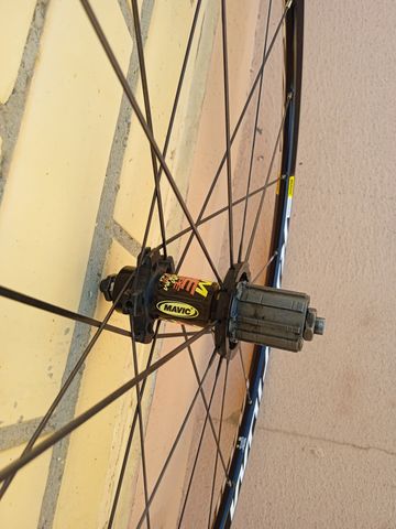 Used Mavic Ksyrium Equipe Road 2012 bike — image 3 of 8