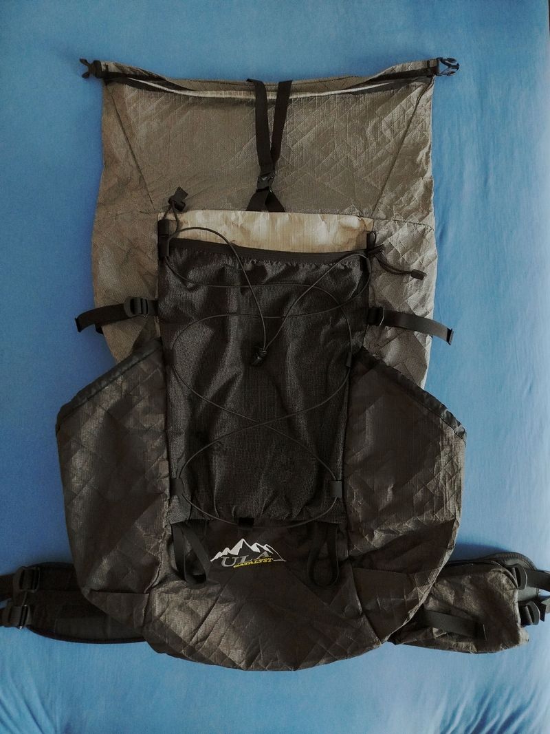 ULA Equipment Zaino trekking ultralight mod. Ultra Catalyst 75 lt 2024 Hiking d'occasion