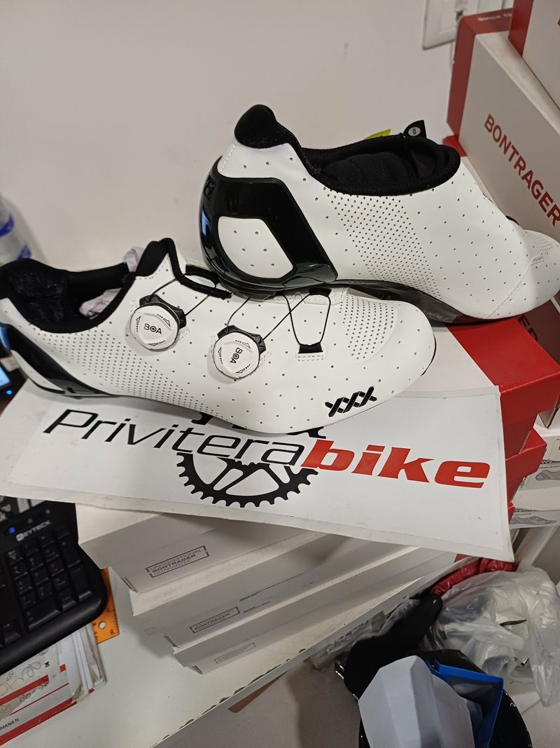 Bontrager SCARPE BDC BONTRAGER XXX WHITE 43 - 574263 2023 Cycling Shoes d'occasion