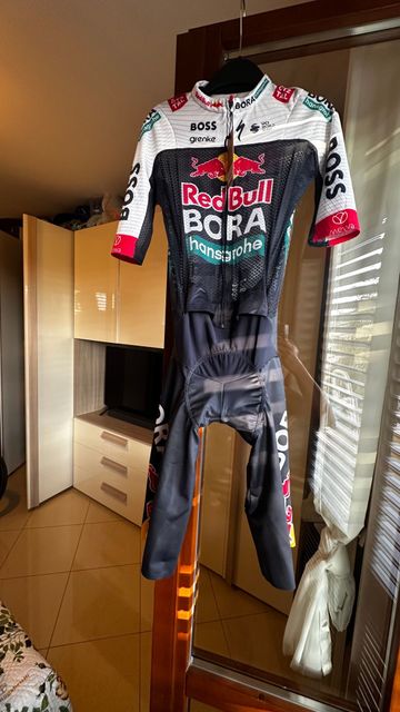 Brugt Specialized Bora Redbull Hansgrohe 2024 bike — billede 1 af 13