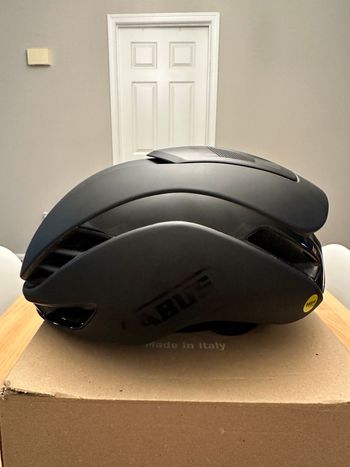 Used ABUS Gamechanger 2.0 MIPS Bike Helmet 2025 Cycling Accessories