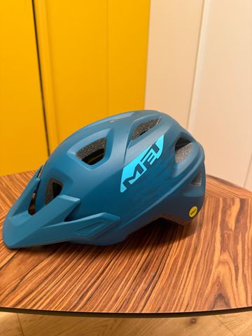 Used Met Terranova MIPS 2023 bike — image 3 of 7
