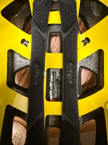 Used MET Terranova MIPS 2023 bike — image 6 of 7