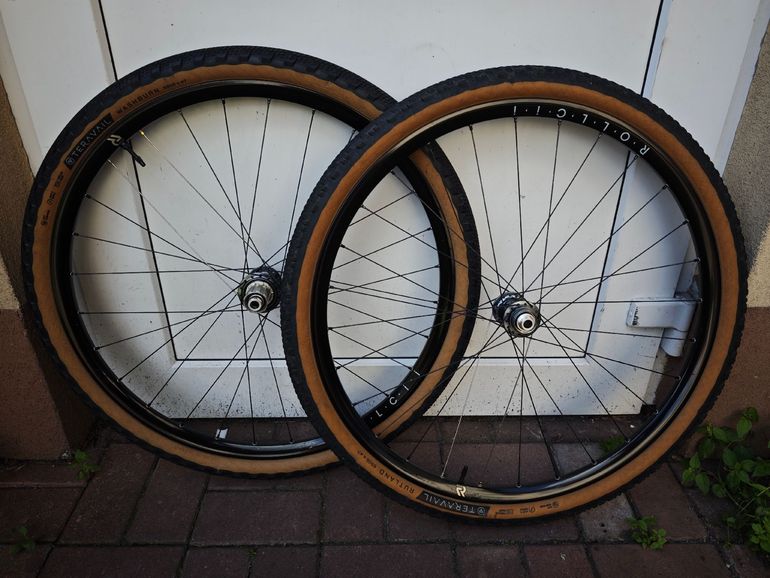Used Veloci GRA21 2022 bike — image 1 of 3