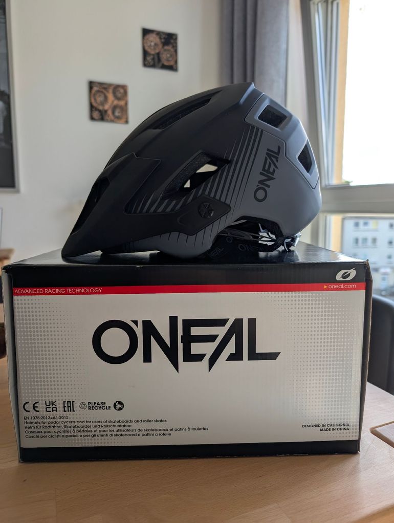 Używany O‘neal DEFENDER GRILL V.22 2022 bike — zdjęcie 3 z 7