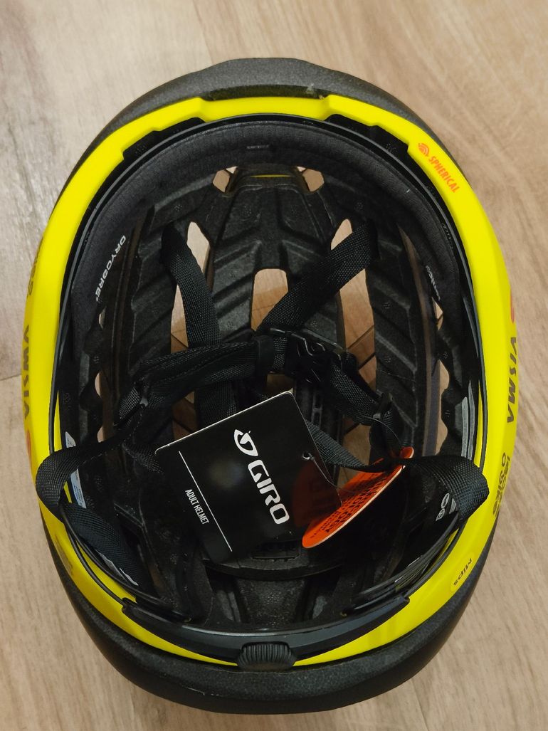Tweedehands Giro Aries Spherical Mips Team Visma 2024 bike — afbeelding 8 van 9