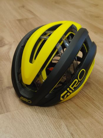 Tweedehands Giro Aries Spherical Mips Team Visma 2024 bike — afbeelding 2 van 9