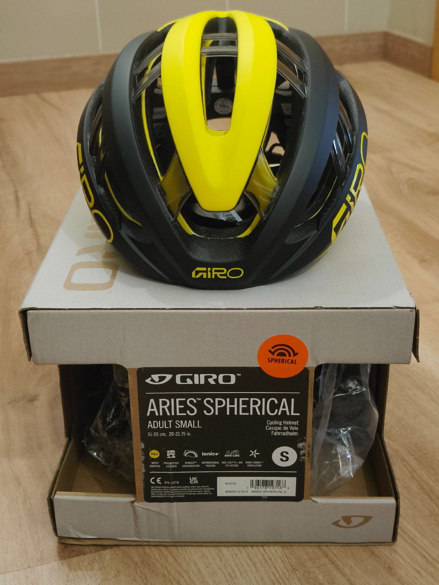 Giro Aries Spherical Mips Team Visma 2024