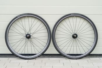 Used H Plus Son Archetype Track/Fixie Wheelset Gun Metal 28/32 2014 bike — image 1 of 5