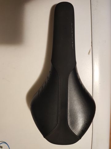 Used Fizik antares 2022 Saddles & Seatposts