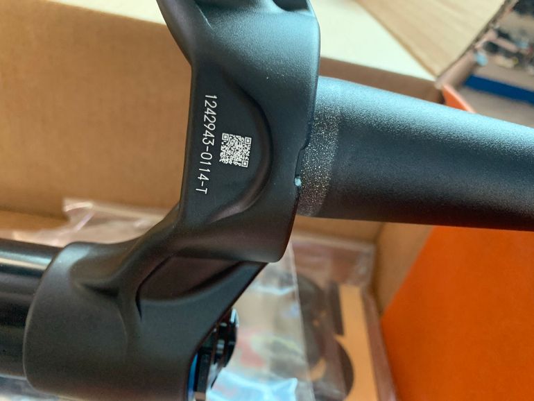 Used Fox Podium 2025 bike — image 2 of 6