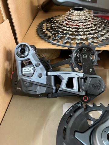 Gebrauchtes Sram GX Eagle AXS Upgrade Kit 2025 bike — Bild 3 von 4