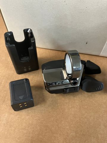Brugt Shimano XTR Di2 Wireless Upgrade Kit 2025 bike — billede 2 af 3