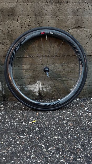 Used Zipp 303 Firecrest Carbon Clincher 2017 bike — image 2 of 7