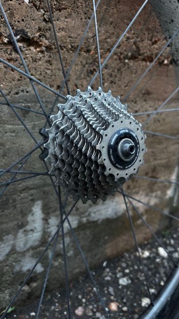 Used Zipp 303 Firecrest Carbon Clincher 2017 bike — image 4 of 7