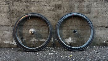 Used Zipp 303 Firecrest Carbon Clincher 2017 bike — image 1 of 7