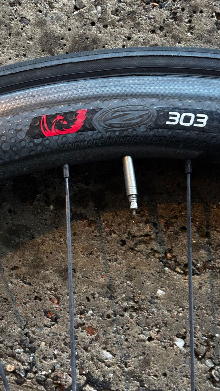 Used Zipp 303 Firecrest Carbon Clincher 2017 bike — image 5 of 7