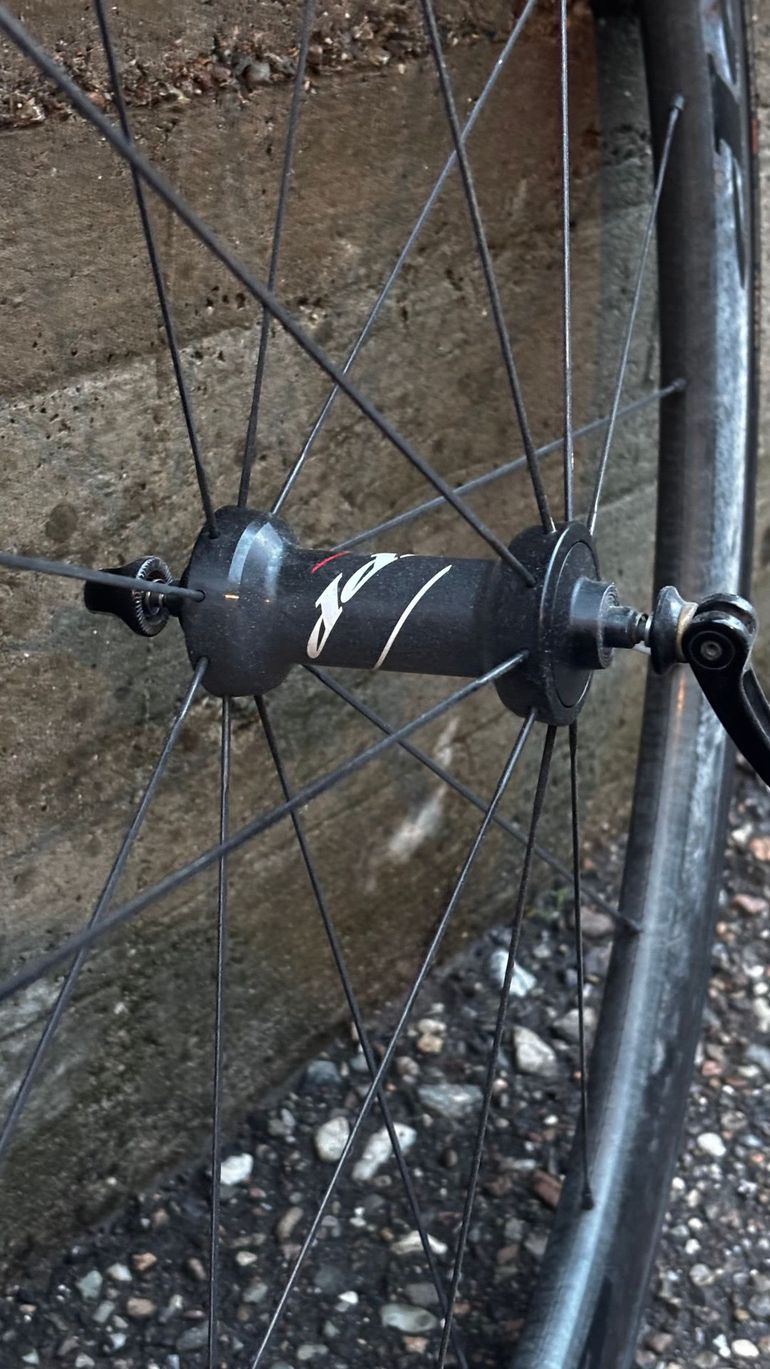 Used Zipp 303 Firecrest Carbon Clincher 2017 bike — image 6 of 7