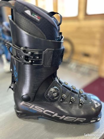Used Fischer Travers TS 2022 Skiing & Skitouring