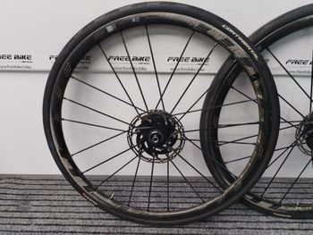 Fulcrum Racing Zero Carbon CMPTZN 2024 bike usato — immagine 4 di 9