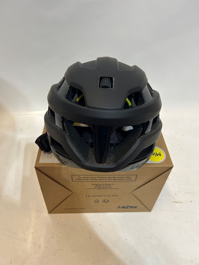 Used Lazer Sphere Mips 2024 bike — image 4 of 6