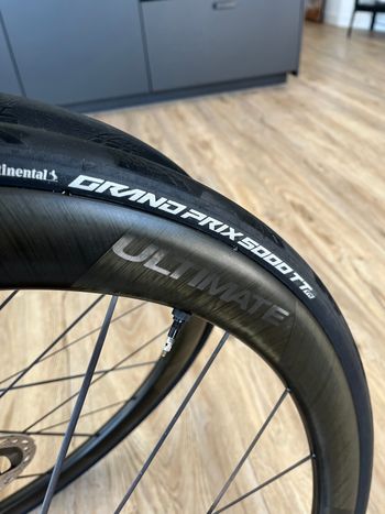 Tweedehands Mavic Ultimate 45 Carbon Disc Wheels