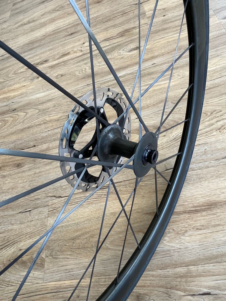 Mavic Ultimate 45 Carbon Disc bike usato — immagine 7 di 11