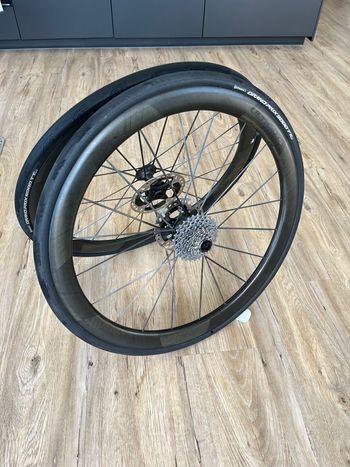 Mavic Ultimate 45 Carbon Disc bike usato — immagine 2 di 11