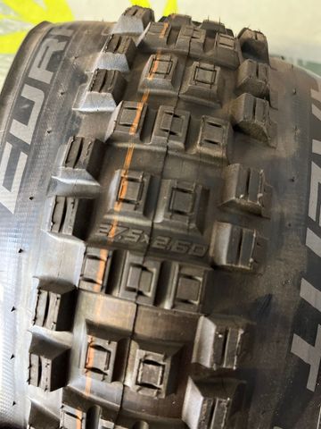 Używany Schwalbe eddy current 2024 bike — zdjęcie 2 z 4