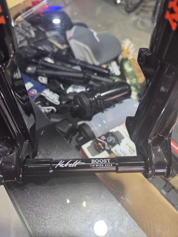 Brugt Fox 34 FACTORY STEP CAST 2025 bike — billede 3 af 5