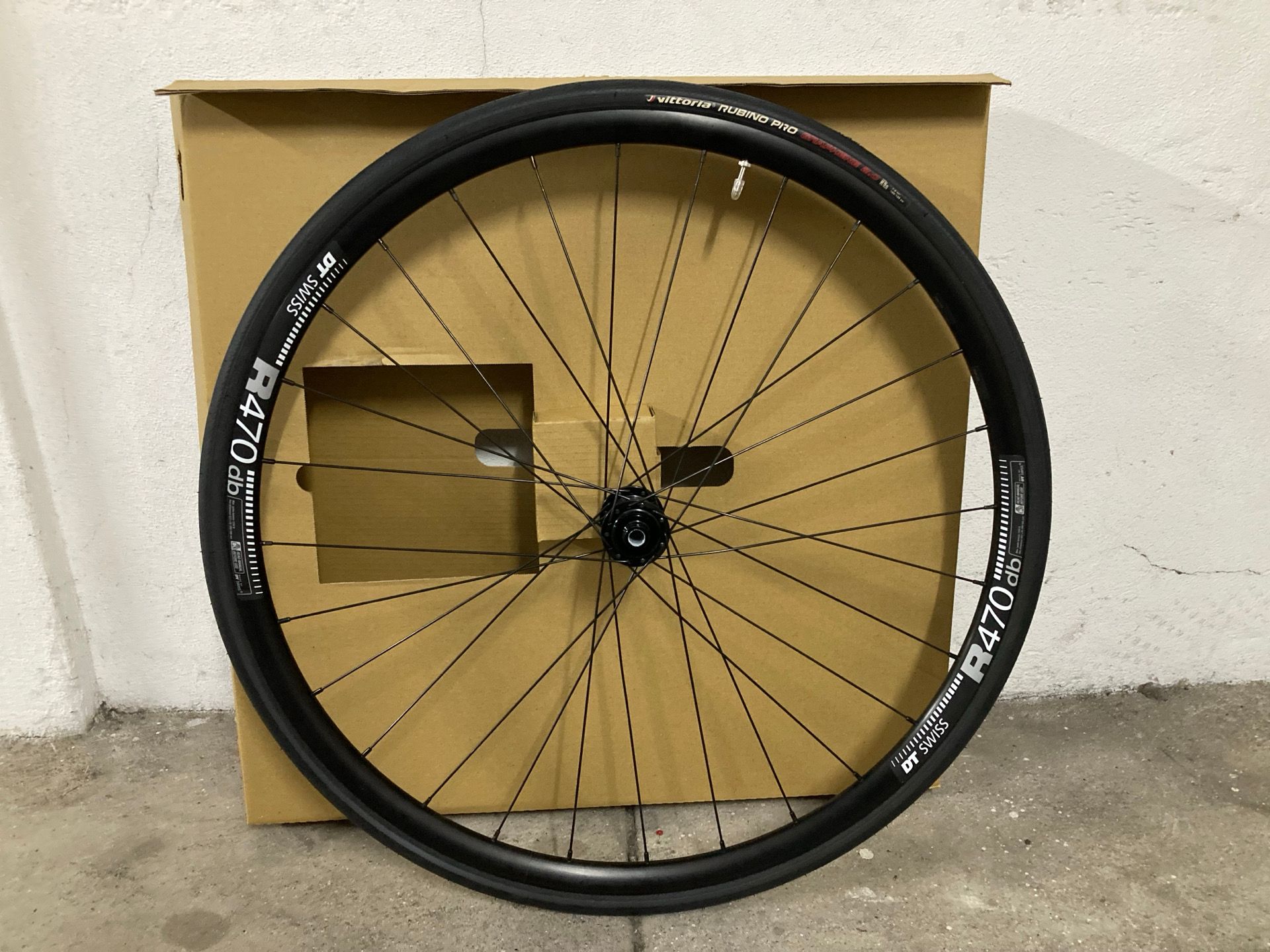 パーツ DT Swiss R470 DT SWISS Wheel R470 db (NEW OTHER) – Incycle Bicycles
