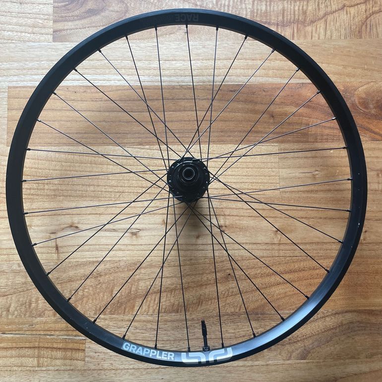 Brugt E*Thirteen Ethirteen Grappler DH RACE Laufrad HR 27, 5 150/157x12mm HG bike — billede 5 af 6