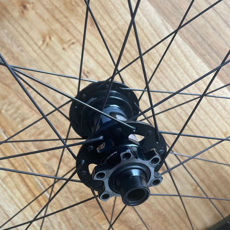 Brugt E*Thirteen Ethirteen Grappler DH RACE Laufrad HR 27, 5 150/157x12mm HG bike — billede 6 af 6