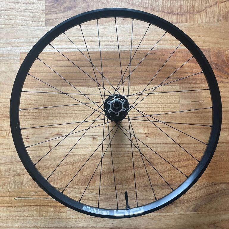 Brugt E*Thirteen Ethirteen Grappler DH RACE Laufrad HR 27, 5 150/157x12mm HG bike — billede 1 af 6