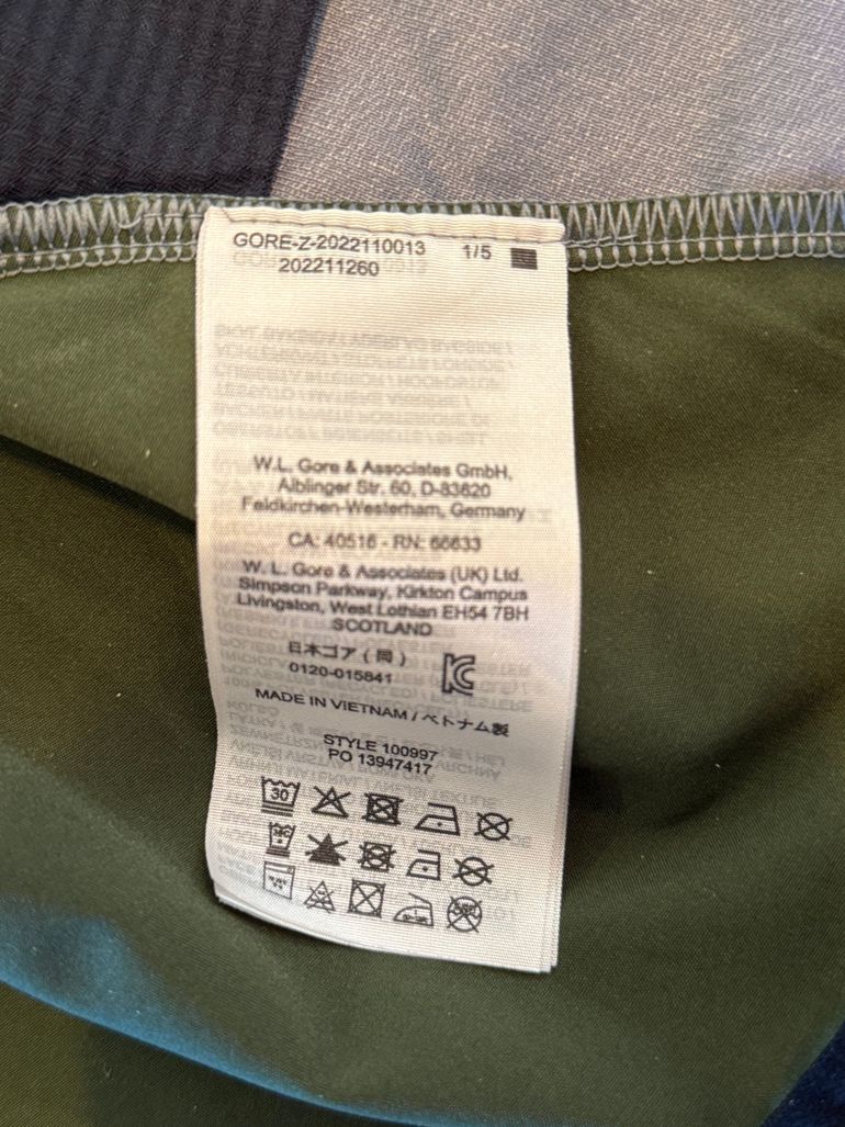 Used Gorewear Gore Gilet GoreTex Windstopper 3XL Green 2024 bike — image 8 of 8