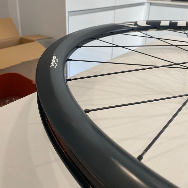 Použité Elite-Wheels Marvel 38 2024 bike — obrázek 5 z 8