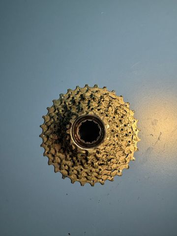 Brugt Shimano 105 2024 Drivetrain & Pedals