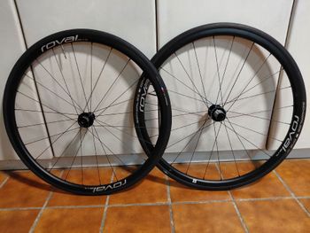 Used Roval roval SLX24 2022 bike — image 1 of 7