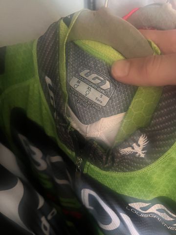 Used Louis Garneau 2 jerseys + bib kit 2020 bike — image 4 of 4