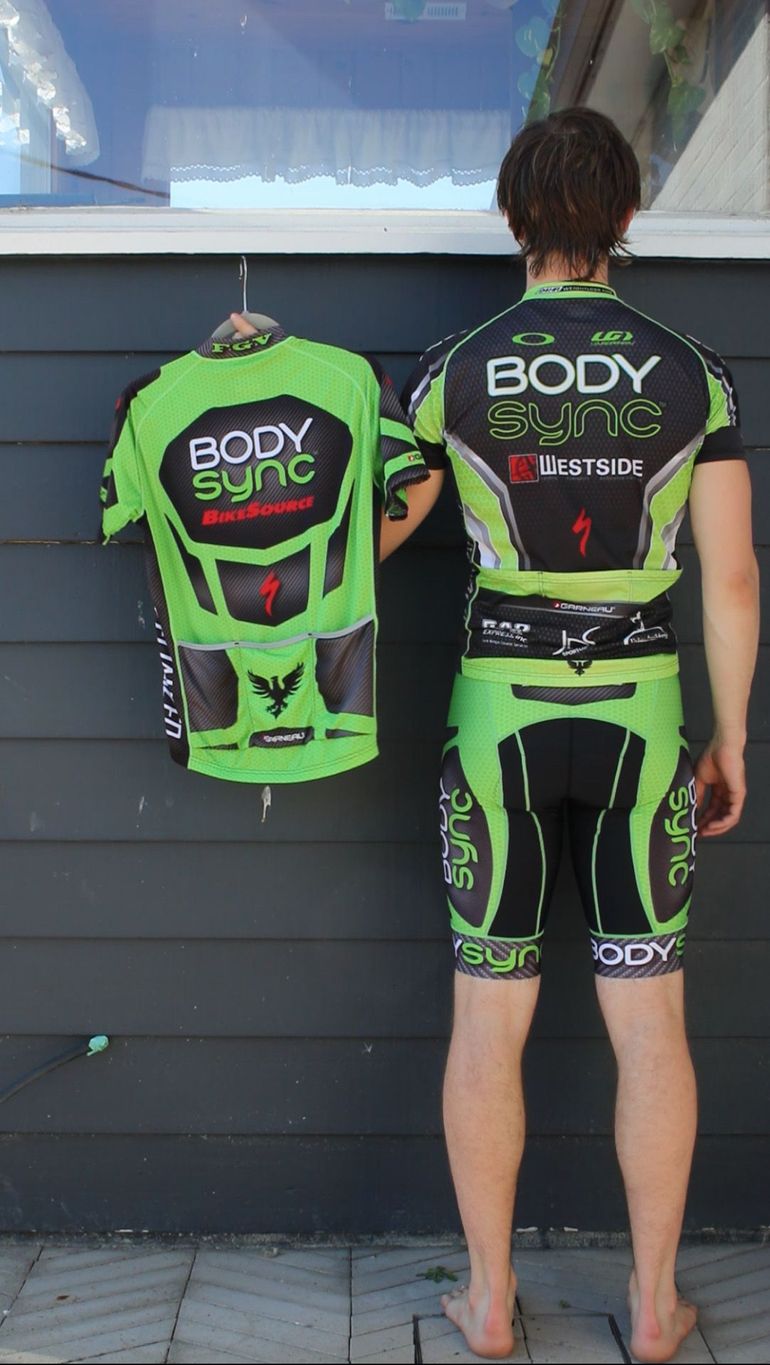 Used Louis Garneau 2 jerseys + bib kit 2020 bike — image 3 of 4