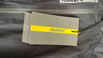 Used Mavic Cosmic H2O Jacket M 2024 bike — image 6 of 6