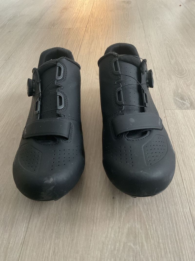 Used Bontrager Circuit 2023 Cycling Shoes